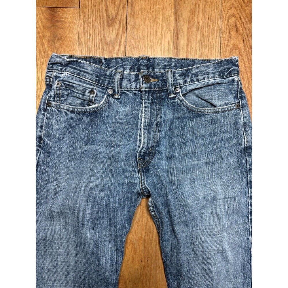 Levis 505 Jeans Men 32x32 Regular Fit Straight Classic Denim Medium Wash Blue - Picture 2 of 9
